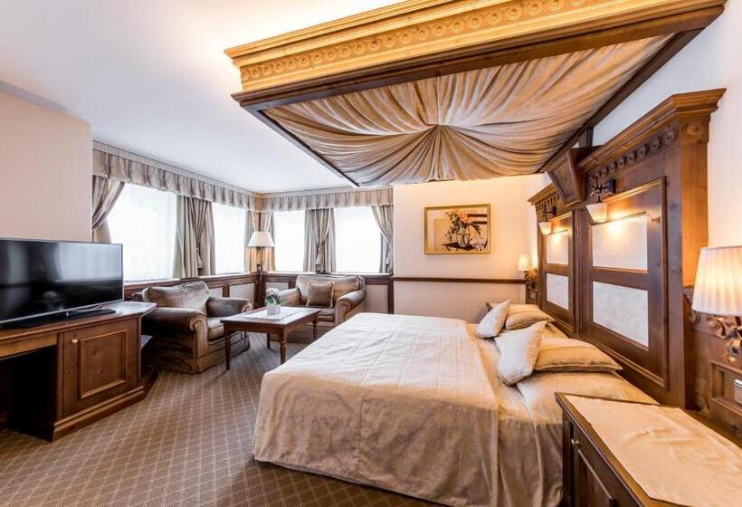 주니어 스위트, Genziana