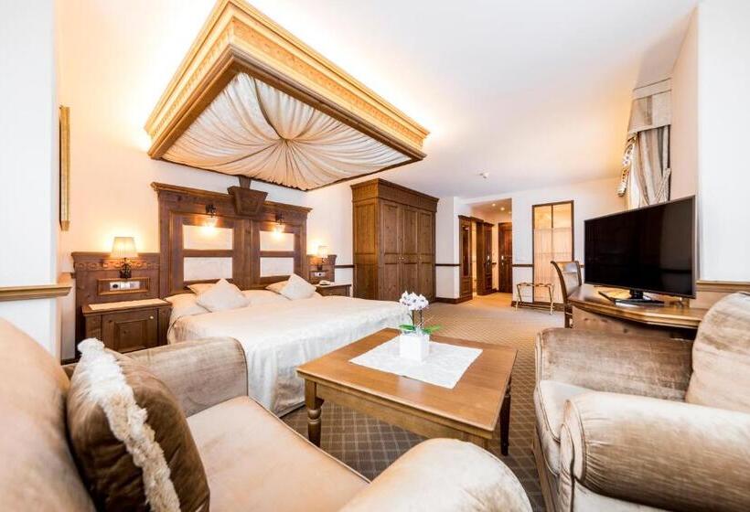 주니어 스위트, Genziana