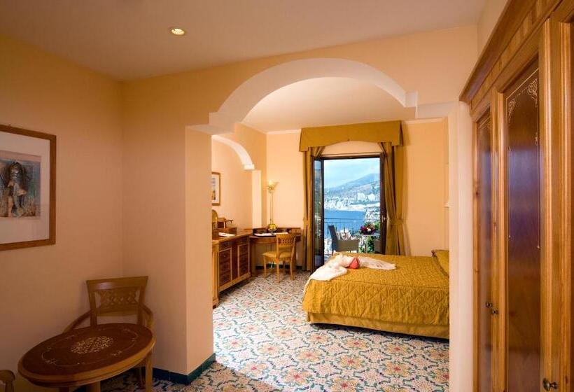 オーシャンビュージュニアスイート, Grand Hotel President