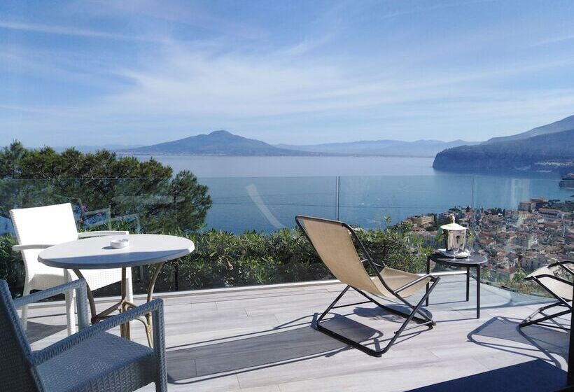 オーシャンビュースーペリアールーム, Grand Hotel President