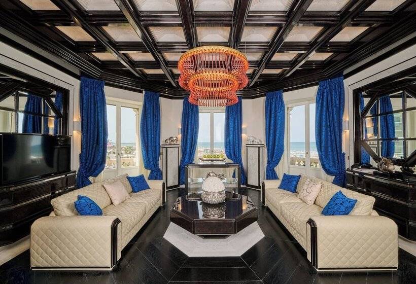 プレジデントスイートルーム, Grand Hotel Principe Di Piemonte