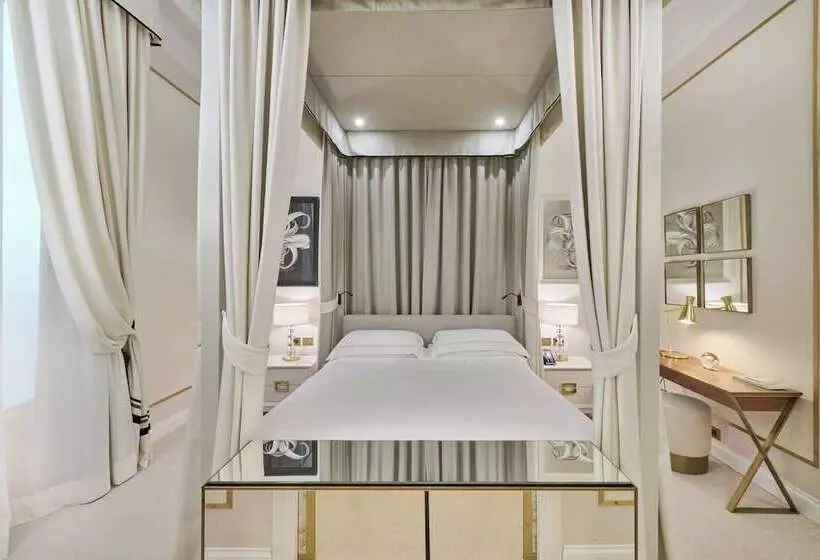 Sviitti Merinäkymä, Grand Hotel Principe Di Piemonte