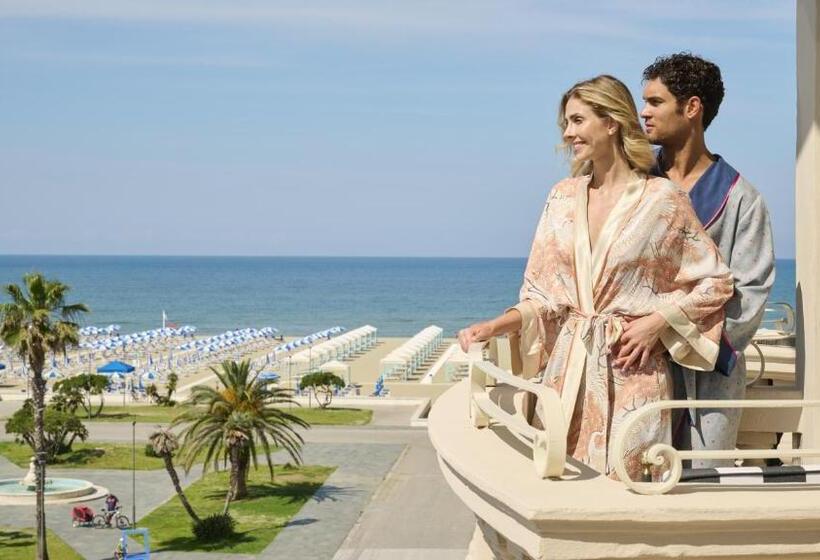 سوییت, Grand Hotel Principe Di Piemonte