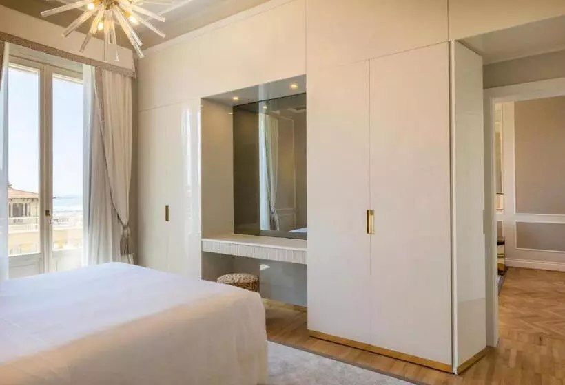 Sviitti Sivuttainen Merinäkymä, Grand Hotel Principe Di Piemonte