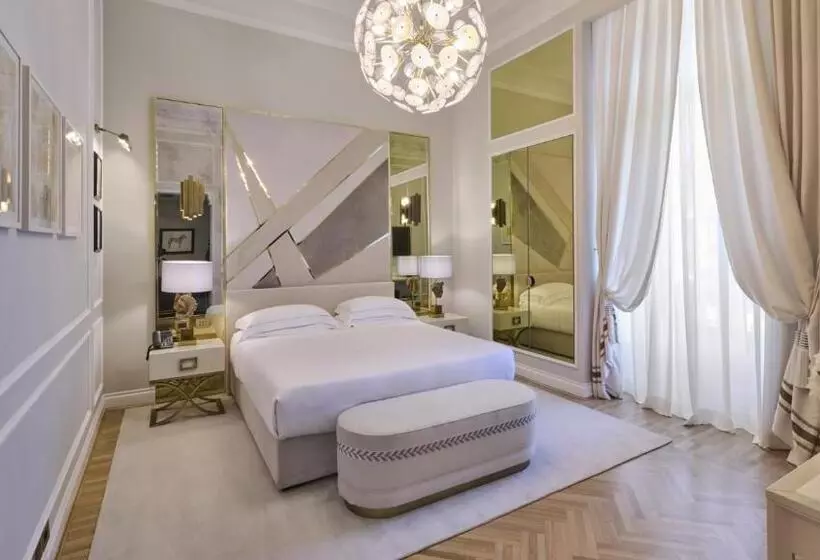 Deluxe Kolmen Hengen Huone, Grand Hotel Principe Di Piemonte