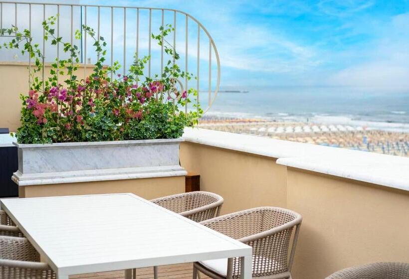 阁楼套房, Grand Hotel Principe Di Piemonte