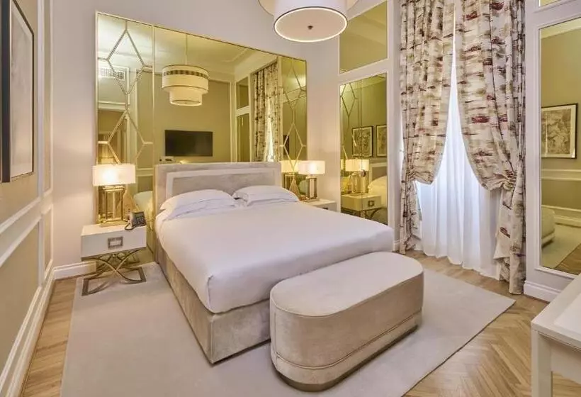 Perhehuone, Grand Hotel Principe Di Piemonte