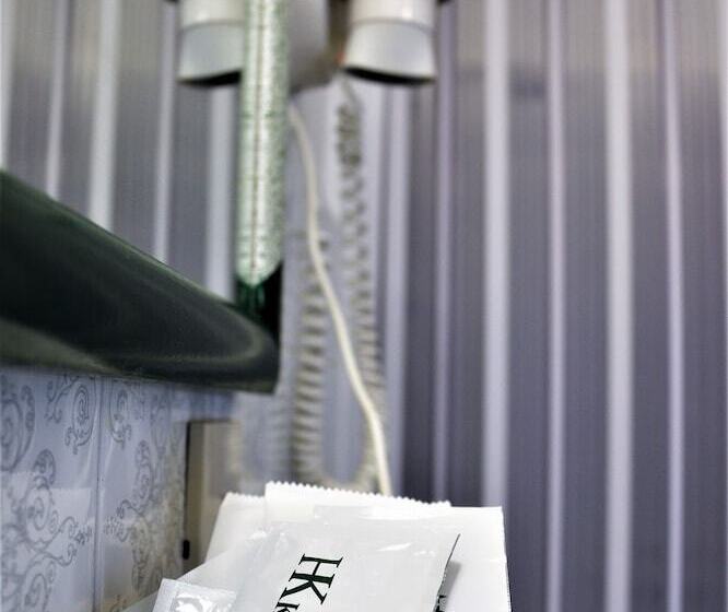 스탠다드 룸, Kennedy