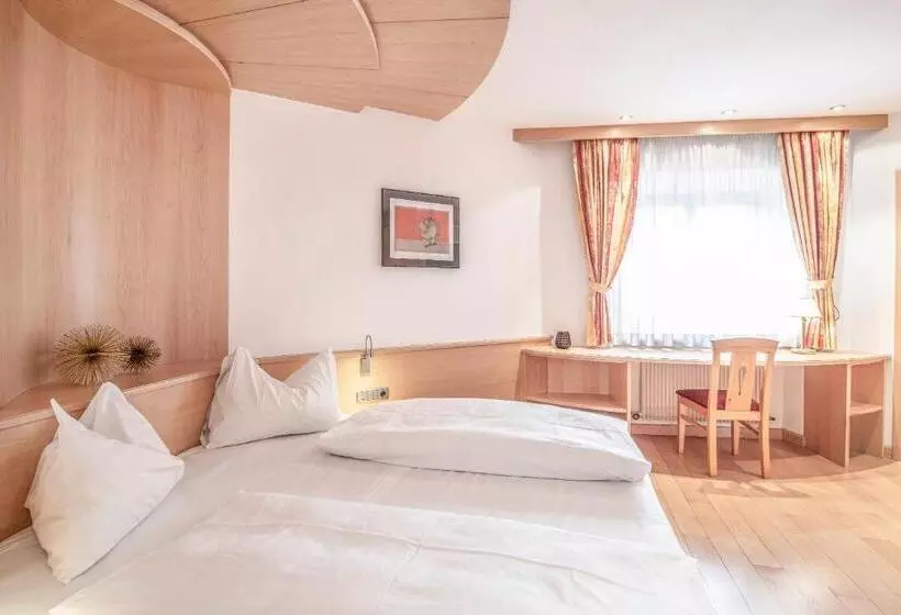 Standard-huone, Posthotel Lamm
