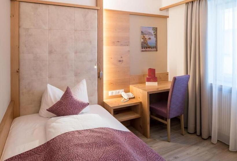 חדר סטנדרט יחיד, Posthotel Lamm