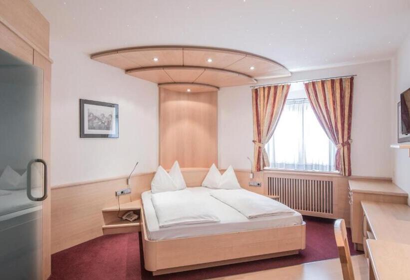 四人标准间, Posthotel Lamm