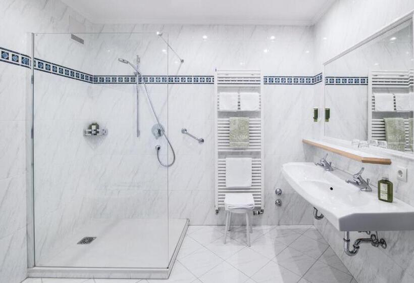 豪华套房, Posthotel Lamm