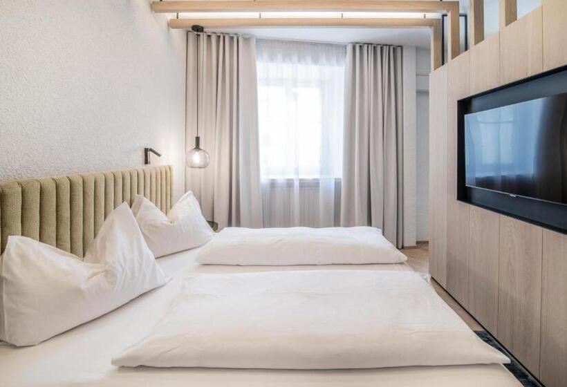 סוויטה דלוקס, Posthotel Lamm