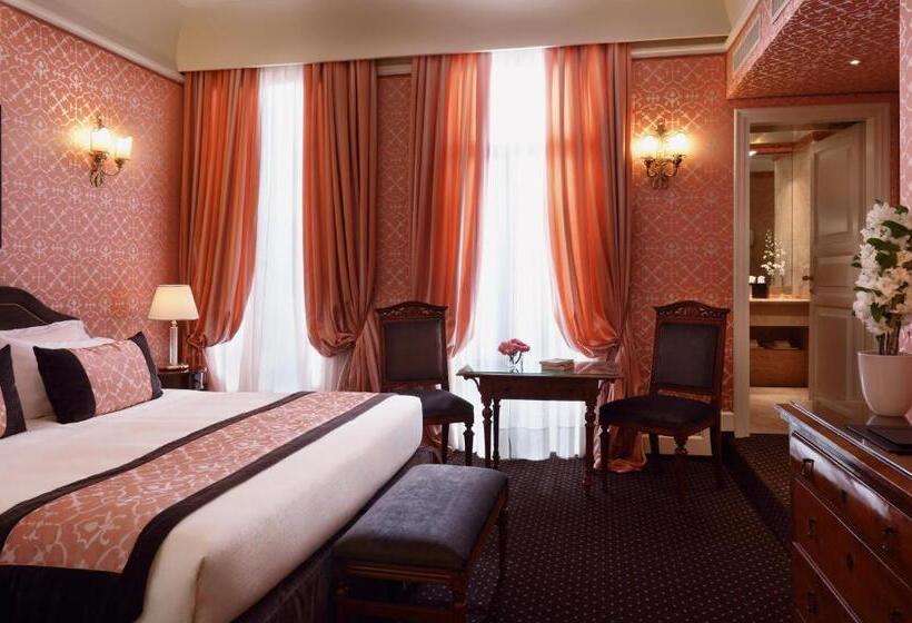 اتاق کلاسیک با چشم‌انداز شهر, Londra Palace Venezia