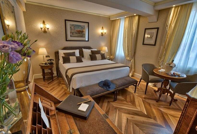 اتاق کلاسیک با چشم‌انداز شهر, Londra Palace Venezia