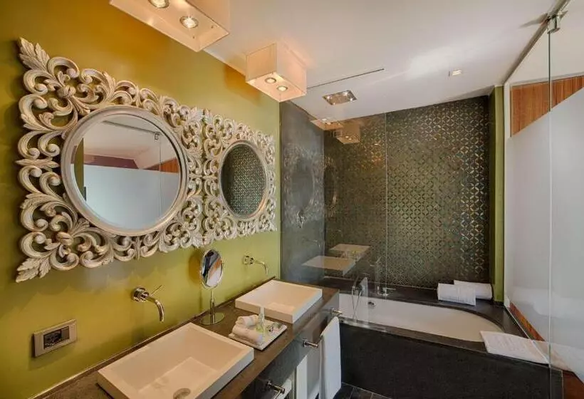 Premium room with view, NH Collection Taormina