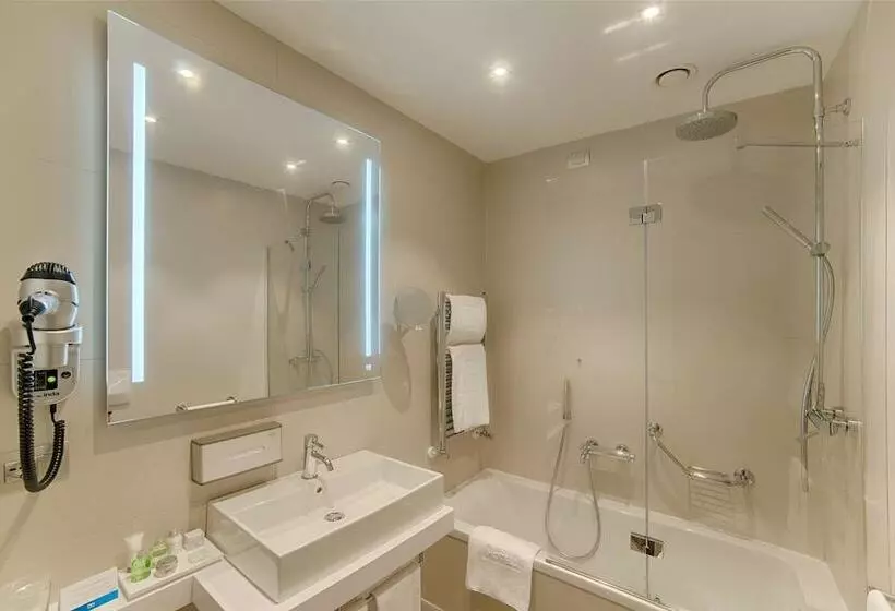 اتاق استاندارد, NH Torino Centro