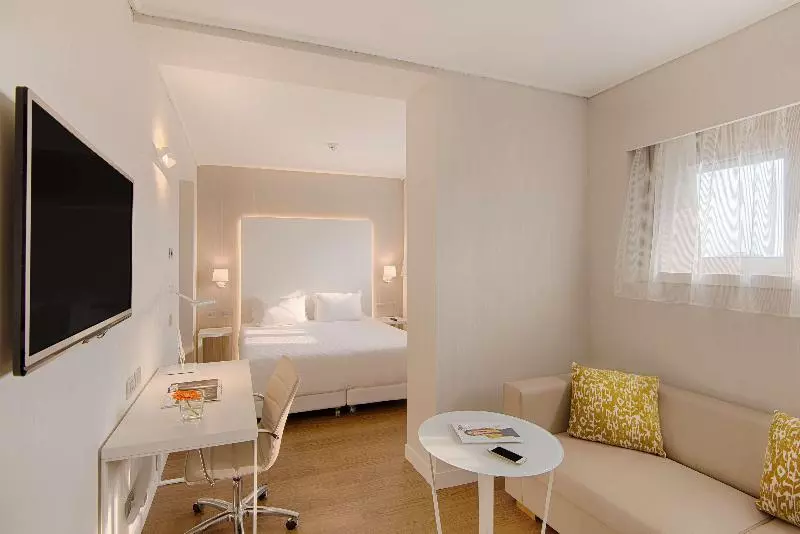 اتاق استاندارد, NH Torino Centro