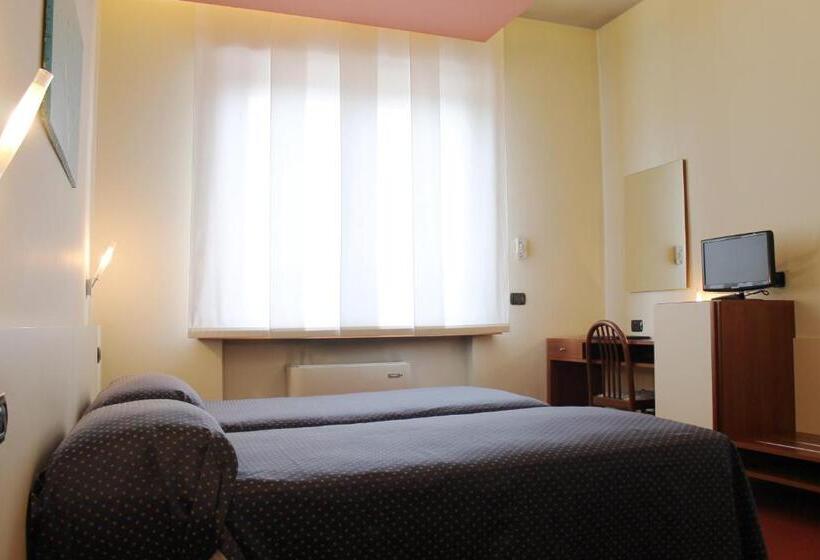 Номер Стандарт, Oasi