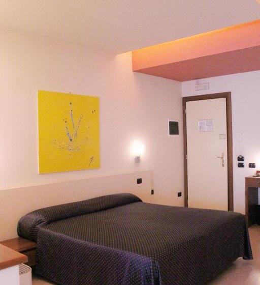 Четырехместный Номер Стандарт, Oasi