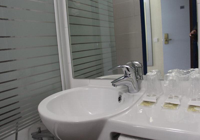 レイクビュースタンダードルーム, Pallanza By Lvg Hotel Collection