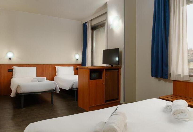 غرفة قياسية رباعية, B&b Hotel Torino President