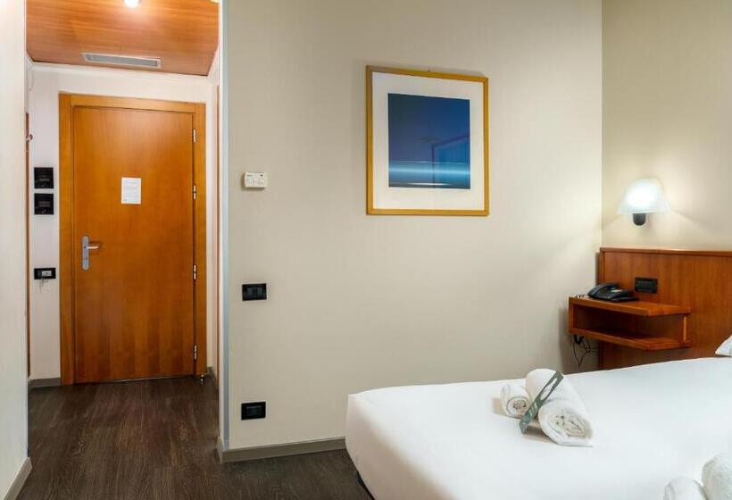 اتاق استاندارد, B&b Hotel Torino President