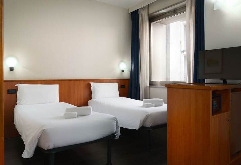 غرفة قياسية رباعية, B&b Hotel Torino President