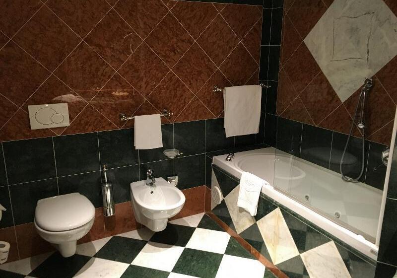 חדר סטנדרט, Regina Palace