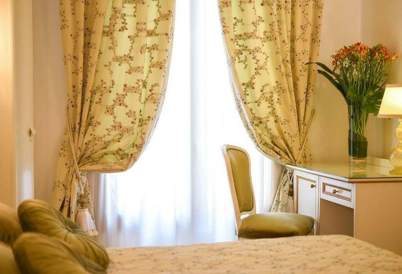 اتاق کلاسیک, Savoia & Jolanda