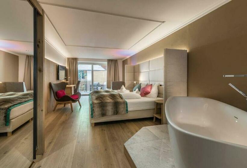 Номер Стандарт Трехместный, Stroblhof Active Family Spa Resort