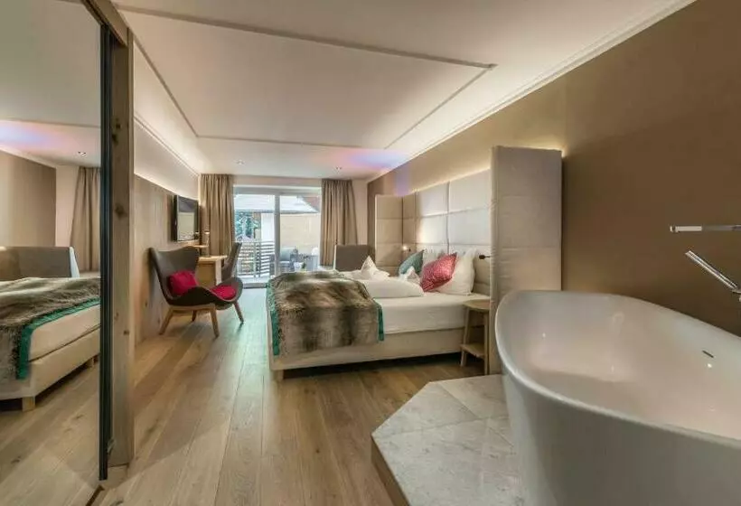 スタンダードトリプルルーム, Stroblhof Active Family Spa Resort