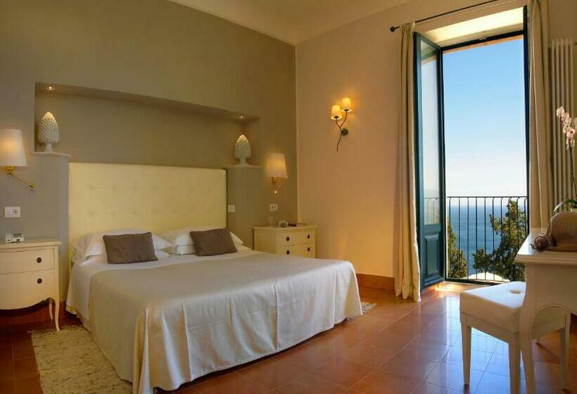 Camera Standard Vista Mare, Villa Belvedere