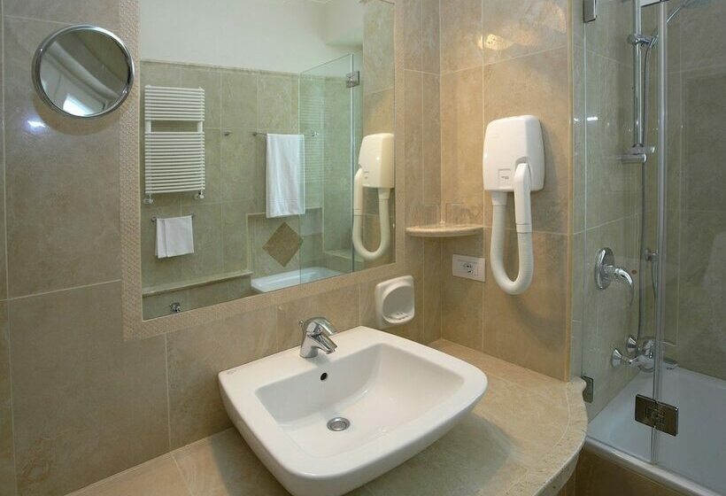 Camera Classica Vista Mare, Villa Belvedere