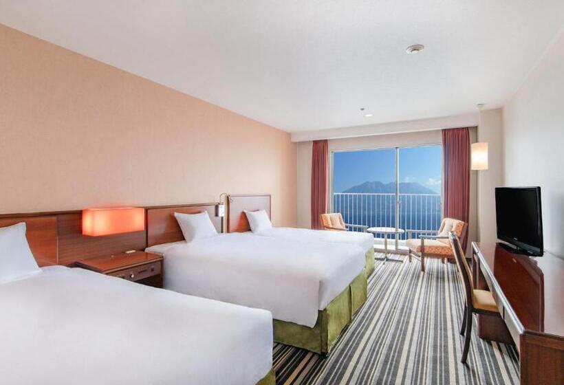اتاق سوپریور سه تخته, Art Hotel Kagoshima