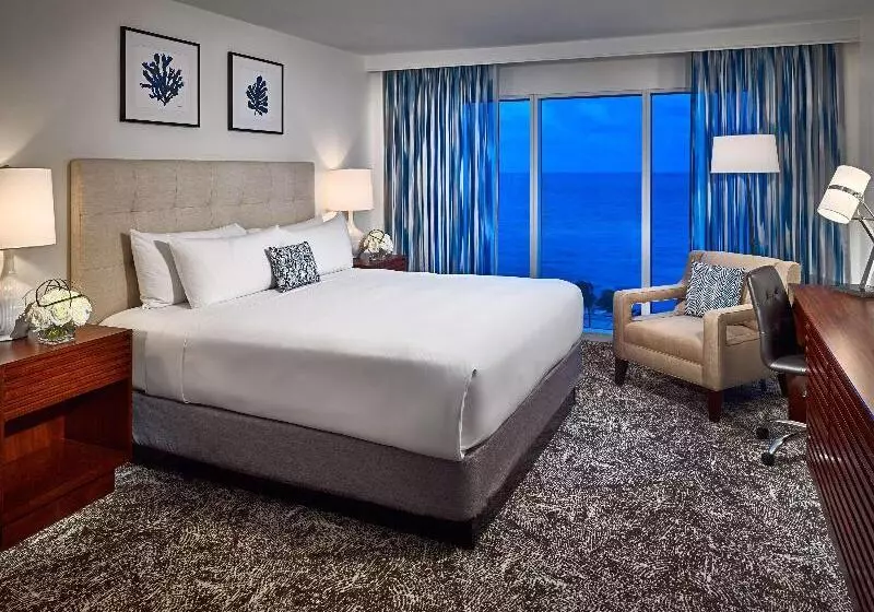 クラブルーム, Ana Crowne Plaza Fukuoka, An Ihg