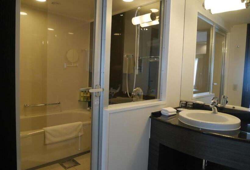 Номер Клуб, Ana Crowne Plaza Fukuoka, An Ihg