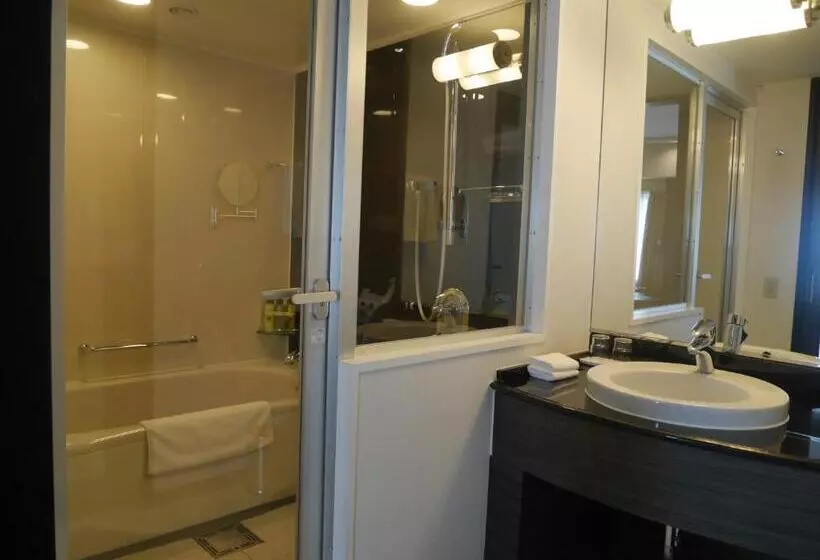 クラブルーム, Ana Crowne Plaza Fukuoka, An Ihg