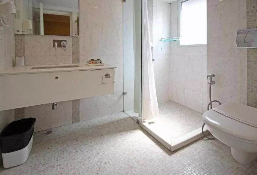 Habitació Triple Deluxe, Bright