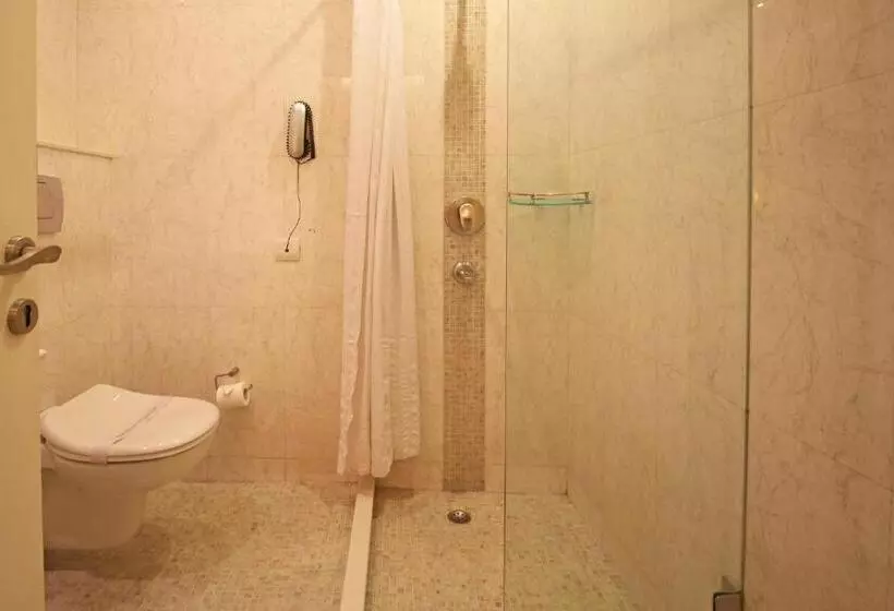 Habitació Triple Deluxe, Bright