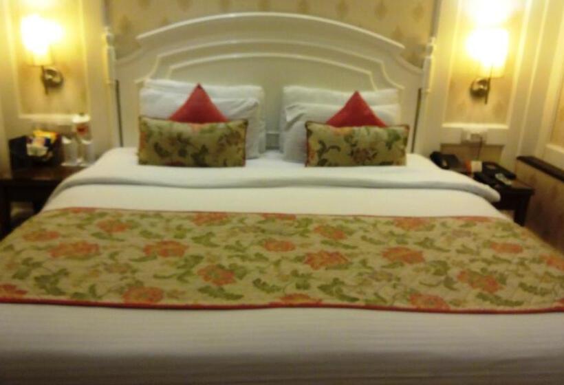 豪华三人间, Bright