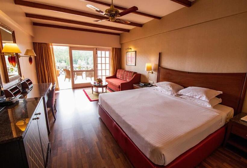 Номер Deluxe, The Carlton Kodaikanal