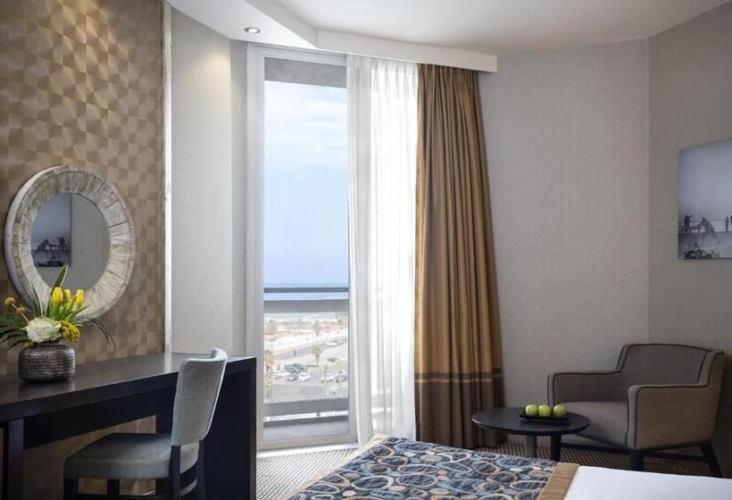 חדר דלוקס, Dan Panorama Tel Aviv