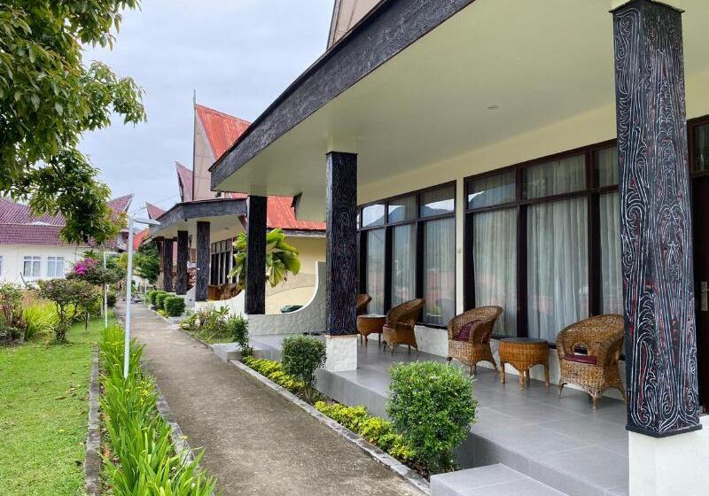 家庭间, Khas Parapat