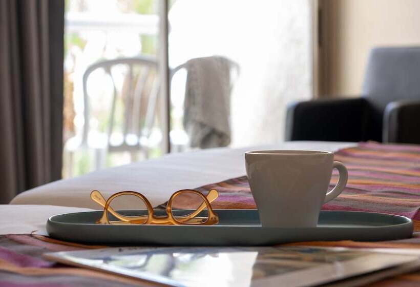 غرفة سوبيريور, Leonardo Inn Hotel Dead Sea