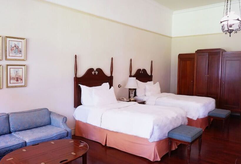 クラシックルーム, Majapahit Surabaya Mgallery