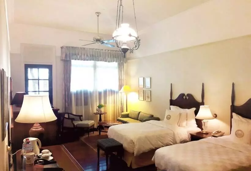 اتاق کلاسیک, Majapahit Surabaya Mgallery