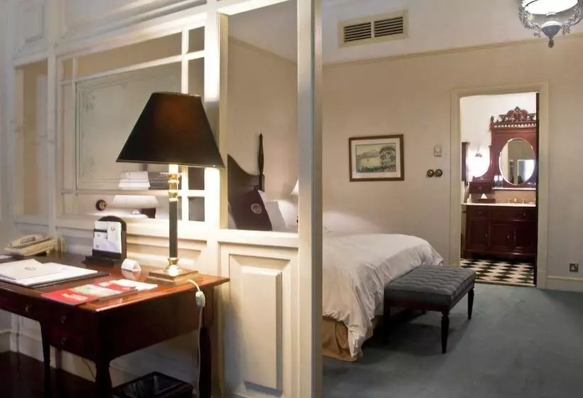 Suite, Majapahit Surabaya Mgallery
