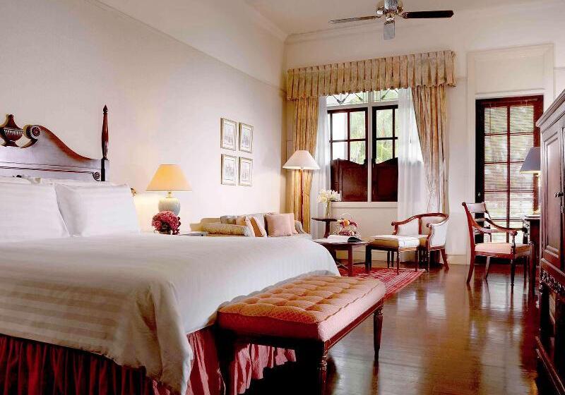 クラシックルーム, Majapahit Surabaya Mgallery