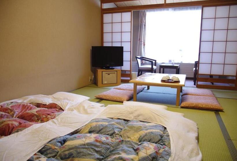 غرفة قياسية حمام مشترك, Manza Prince